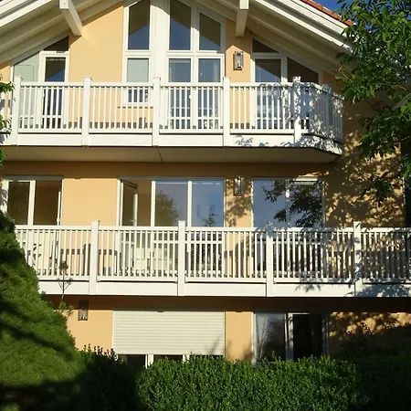 Findus Apartment *